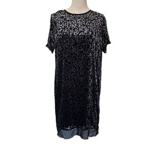 Siperfoxx black and blue animal print shift dress. Size medium.